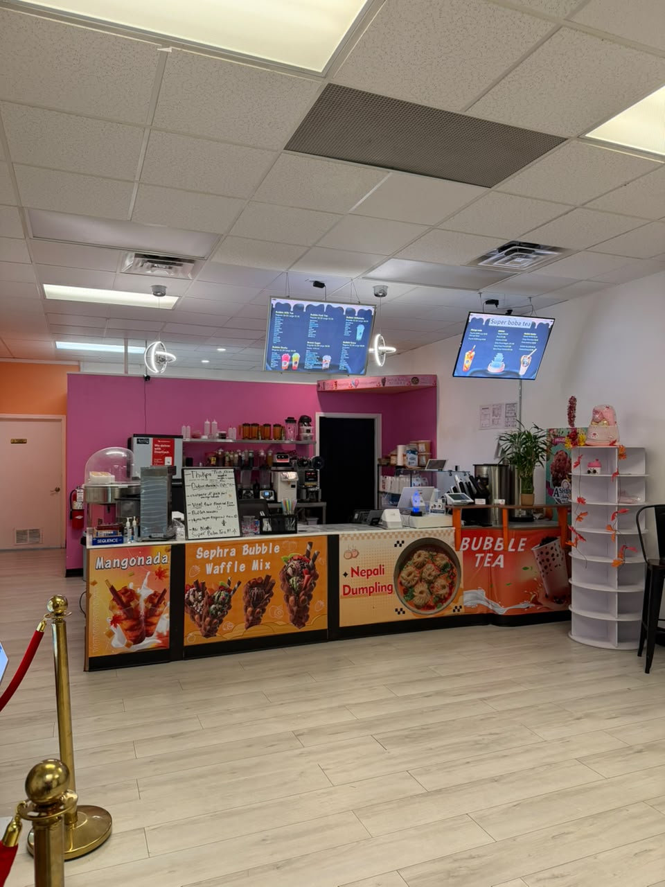 A wide view of the SuperBoba Tea counter